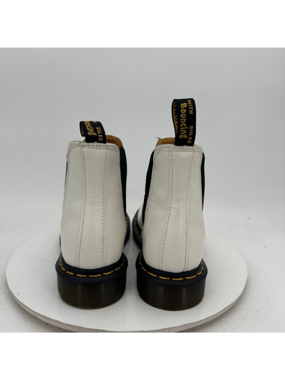 Dr. Martens 2976 YS Women Size 6 White Leather Chelsea Boot - Picture 5 of 11